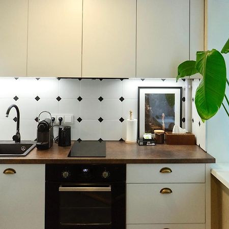 Petite City Centre Apartment Šiauliai Exteriör bild
