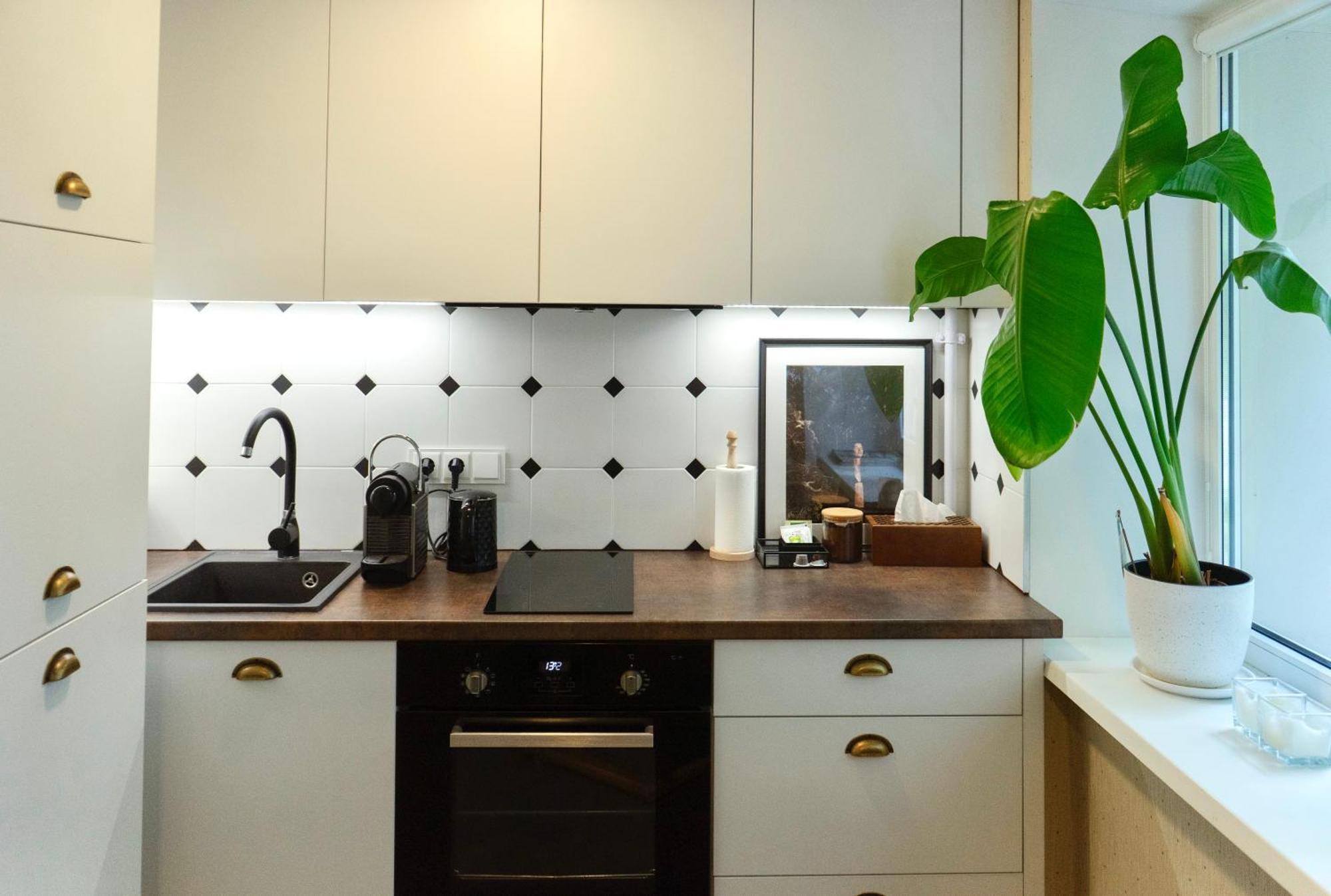 Petite City Centre Apartment Šiauliai Exteriör bild